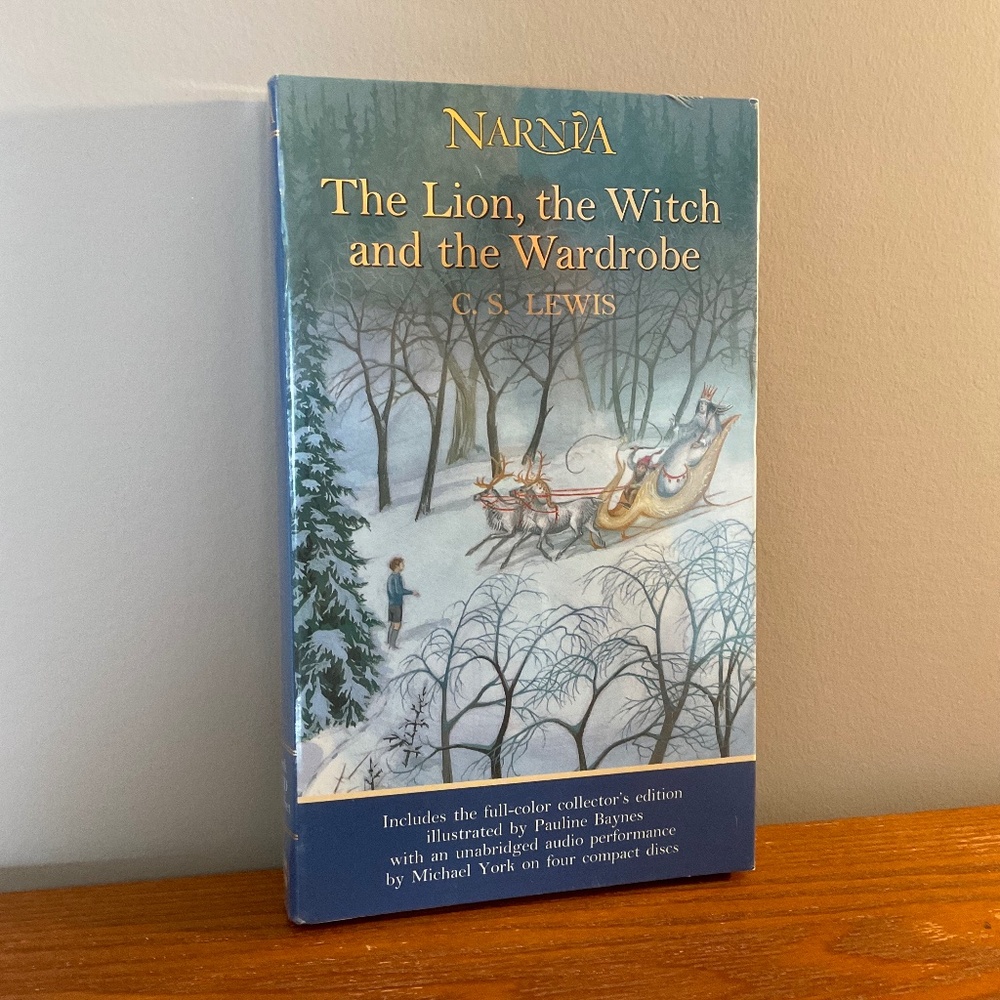 The Lion, the Witch and the Wardrobe Book and CD Boxed Set - C. S. Lewis